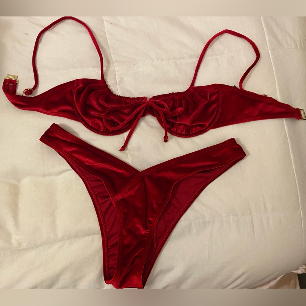 Two piece velvet bikini